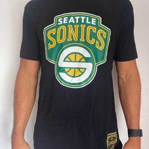 Mitchell & Ness Seattle Sonics Men’s T-shirt (M)